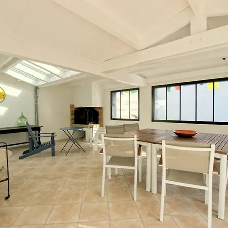 A St-martin-de-re Avec Piscine Chauffee Pour 6 Pers., 3 - Fr-1-835-24 Saint-Martin-de-Re
