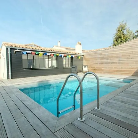 A St-martin-de-re Avec Piscine Chauffee Pour 6 Pers., 3 - Fr-1-835-24 Villa