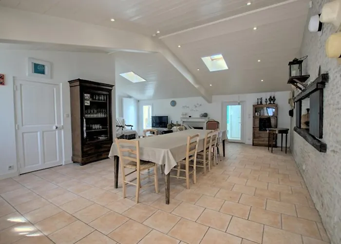 A St-martin-de-re Avec Piscine Chauffee Pour 6 Pers., 3 - Fr-1-835-24 Saint-Martin-de-Ré