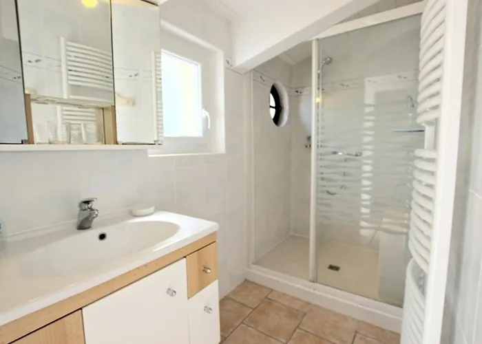 A St-martin-de-re Avec Piscine Chauffee Pour 6 Pers., 3 - Fr-1-835-24 Villa Saint-Martin-de-Ré