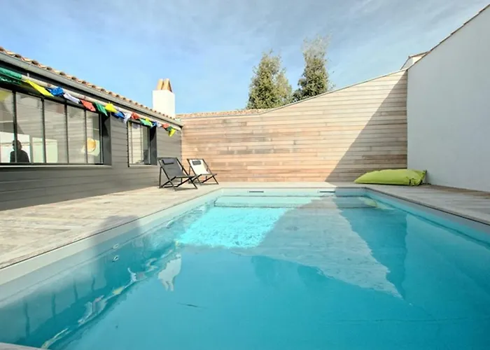 A St-martin-de-re Avec Piscine Chauffee Pour 6 Pers., 3 - Fr-1-835-24 *