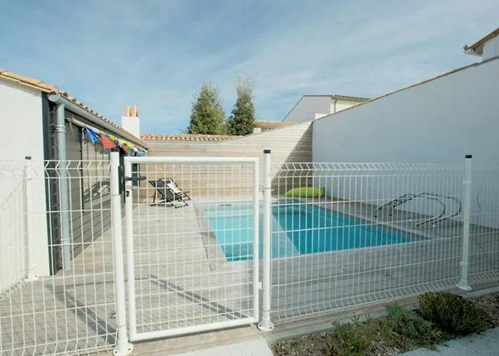 A St-martin-de-re Avec Piscine Chauffee Pour 6 Pers., 3 - Fr-1-835-24 * Saint-Martin-de-Ré